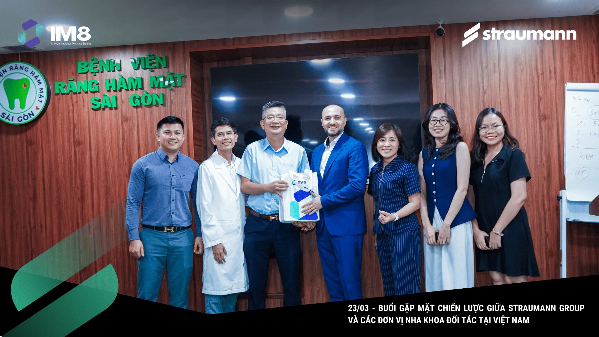 gap-go-nha-khoa-doi-tac (3).jpg